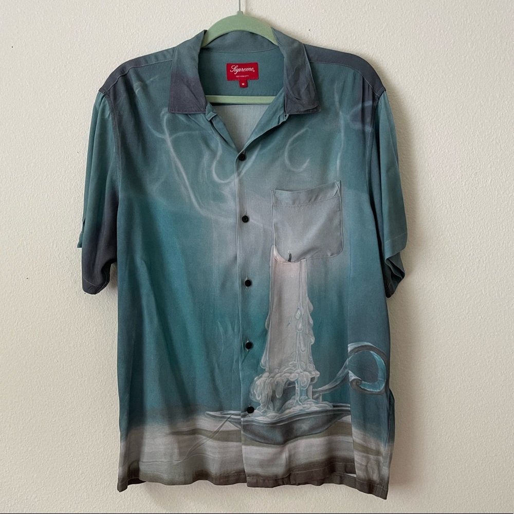 AUTHENTIC SUPREME BUTTON UP